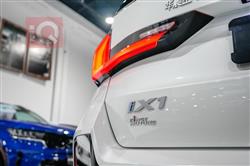 بي ام دبليو iX1